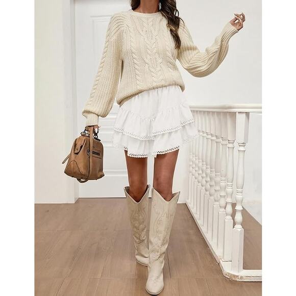 NWT ~ White Flowy Mini Skirt Skorts Ruffle Tiered Crochet Trim ~ Women's Size XL - Picture 4 of 4